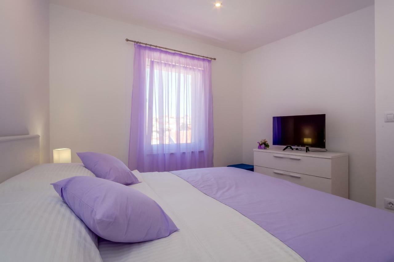 Apartmani Beatrice Mali Lošinj Kültér fotó